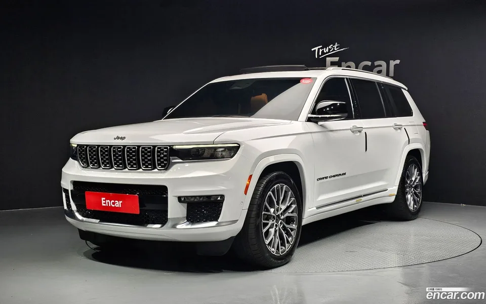 Jeep Grand Cherokee L 3.6 2023 — фото 1, купить с доставкой в Москву