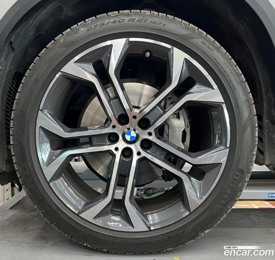 BMW X5 xDrive 40i xLine 2025 — миниатюра 5