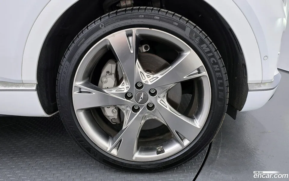 Genesis GV80 2.5T AWD 2023 — миниатюра 2