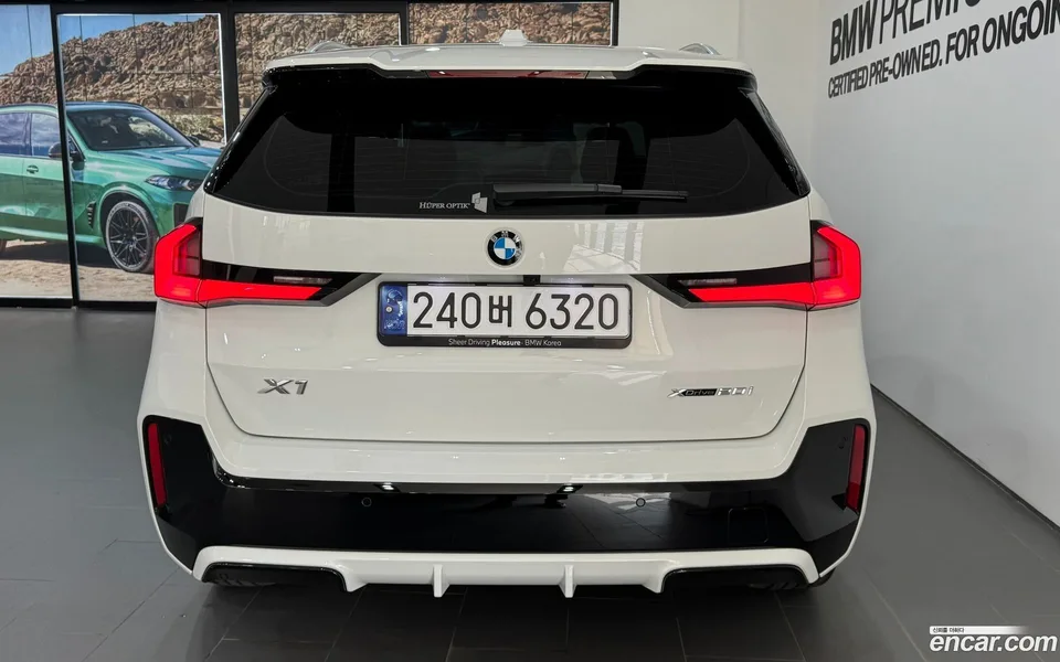 BMW X1 xDrive 20i M 2023 — миниатюра 4