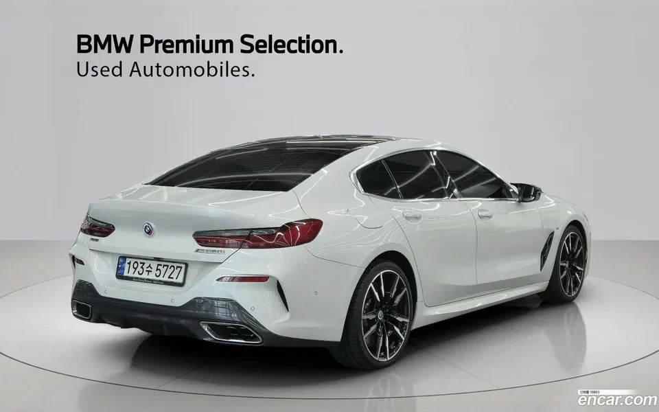 BMW 8 Series M850i xDrive 2022 — миниатюра 2