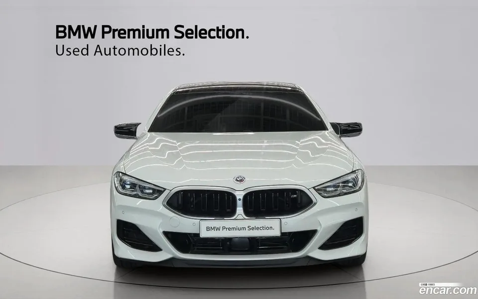BMW 8 Series M850i xDrive 2022 — миниатюра 3