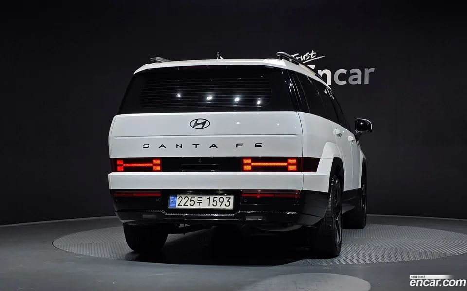 Hyundai SantaFe HEV 1.6 2WD 2024 — миниатюра 4