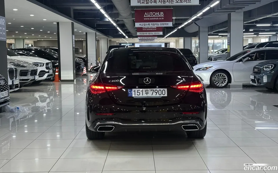 Mercedes-Benz C-Class C300 4MATIC AMG Line 2024 — миниатюра 3