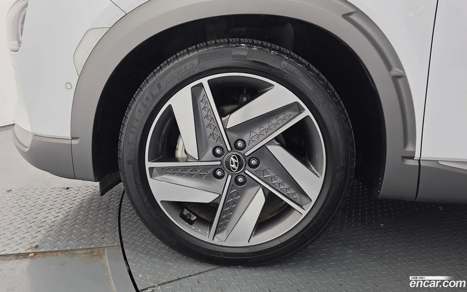 Hyundai Nexo 2022 — миниатюра 2