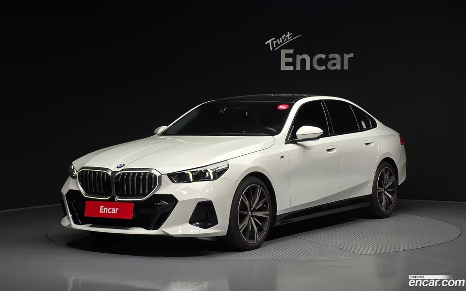 BMW 5 Series 2023