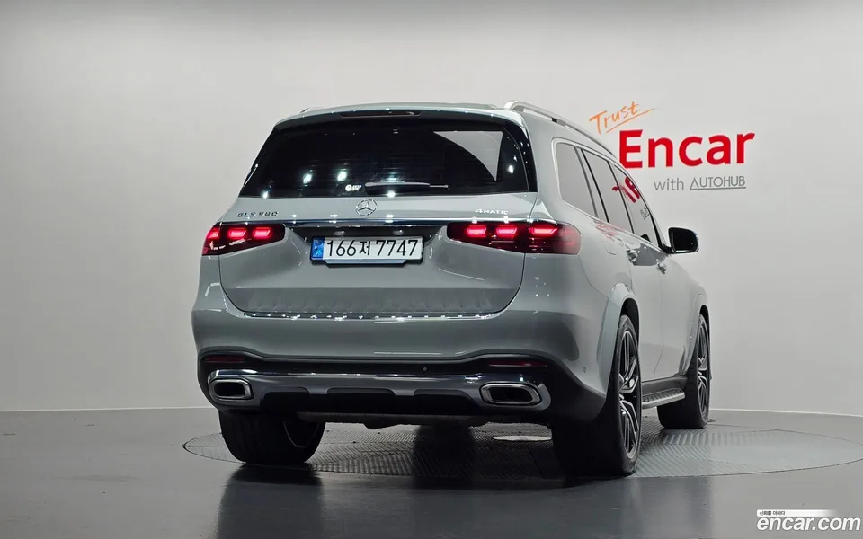 Mercedes-Benz GLS-Class GLS580 4MATIC 2024 — миниатюра 4