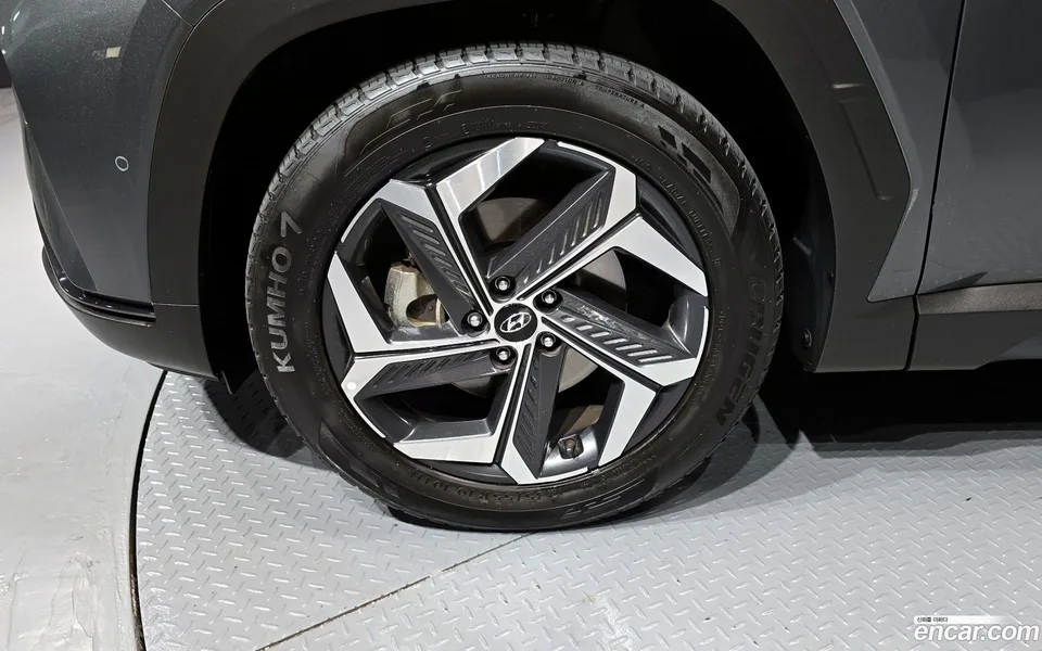 Hyundai Tucson 2.0 2WD 2022 — thumbnail 2