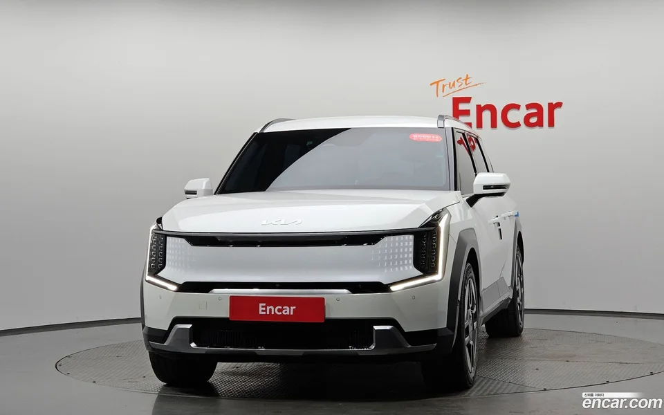 Kia EV9 4WD 2023 — миниатюра 3