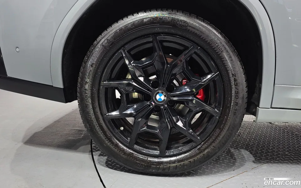 BMW X4 xDrive20i M 2022 — миниатюра 2