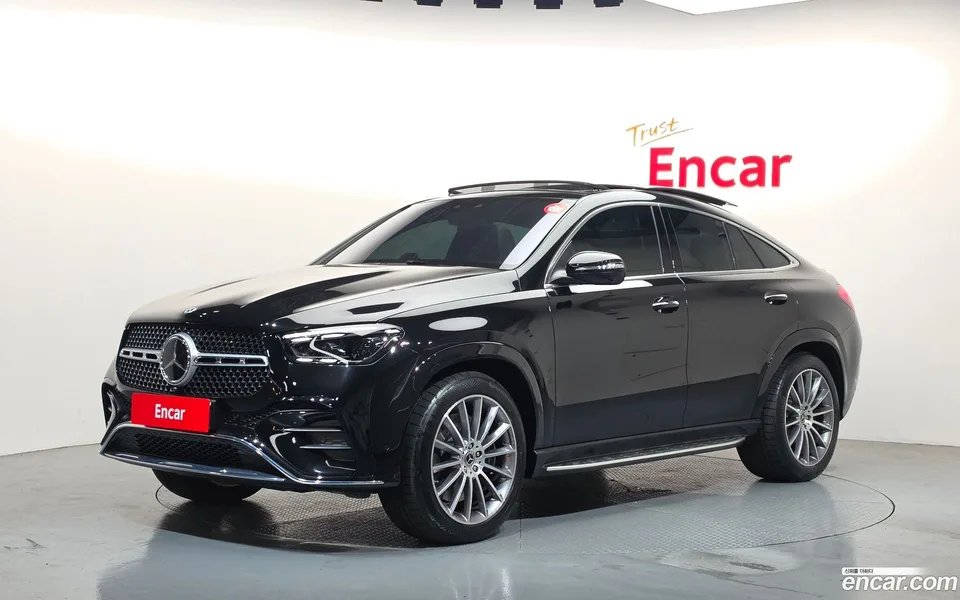 Mercedes-Benz GLE-Class GLE450d 4MATIC 2023 — фото 1, купить с доставкой в Москву