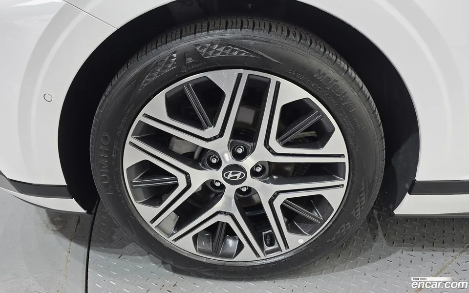Hyundai Grandeur Hybrid 2024 — миниатюра 5