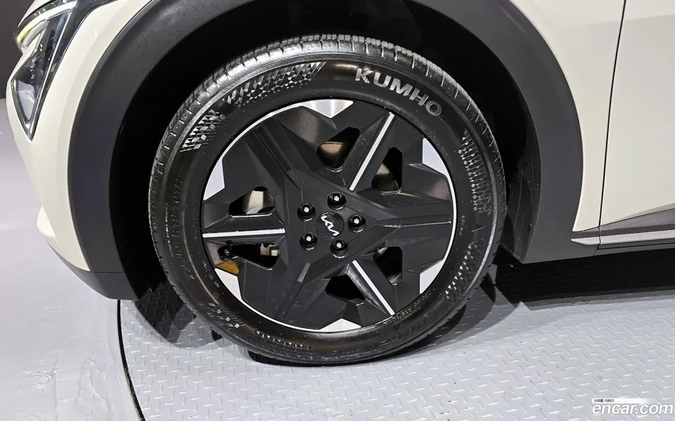 Kia EV6 2WD 2025 — миниатюра 5