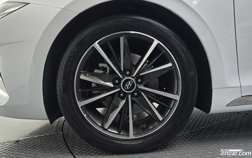 Hyundai Grandeur IG 2.5 2022 — миниатюра 2