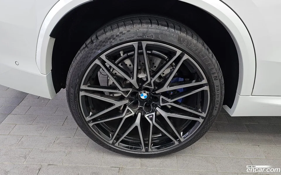 BMW X5M 4.4 2024 — миниатюра 5