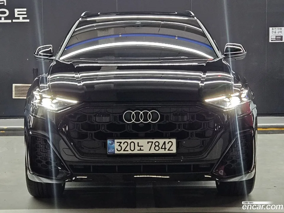 Audi Q8 (4M) 55 TFSI 2026 — фото 1, купить с доставкой в Москву