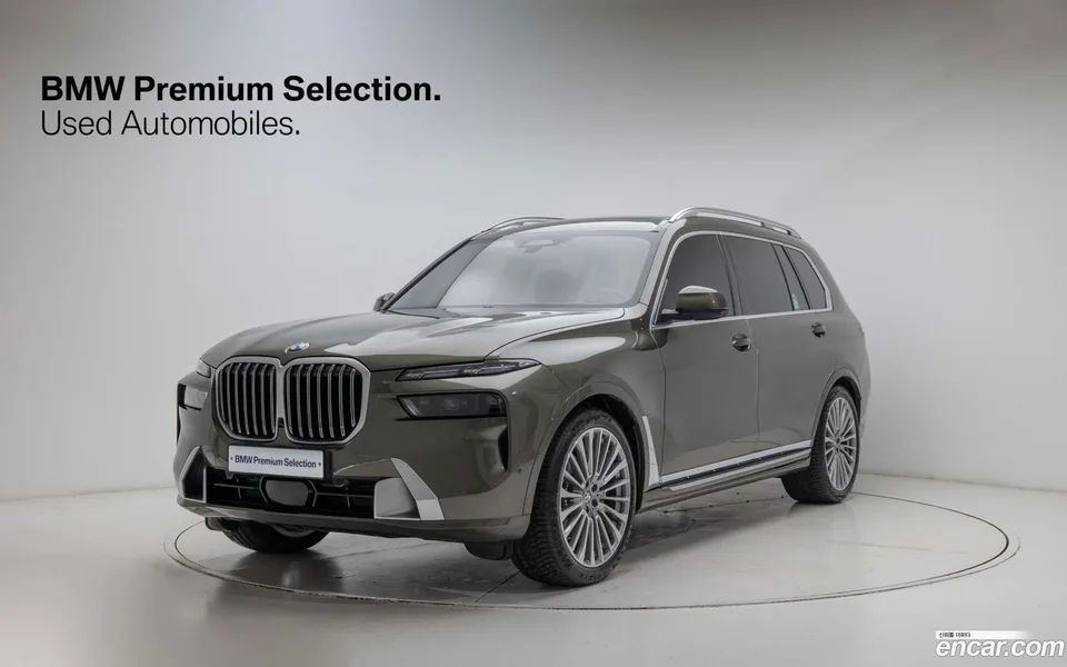 BMW X7 2025