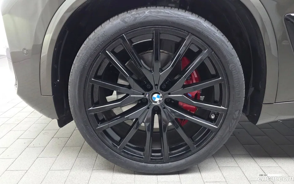 BMW X5 xDrive 40d M 2025 — миниатюра 2