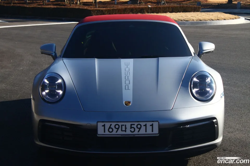 Porsche 911 (992) 4 2024 — миниатюра 3
