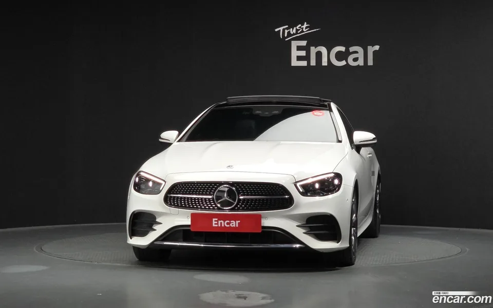 Mercedes-Benz E-Class E300d 4MATIC 2022 — миниатюра 3