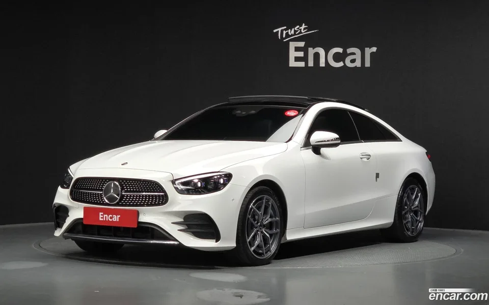 Mercedes-Benz E-Class E300d 4MATIC 2022 — фото 1, купить с доставкой в Москву
