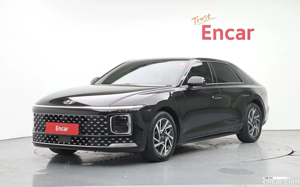 Hyundai Grandeur Hybrid 2023 — фото 1, купить с доставкой в Москву