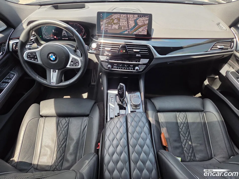BMW 6 Series GT 630i xDrive M 2022 — миниатюра 5