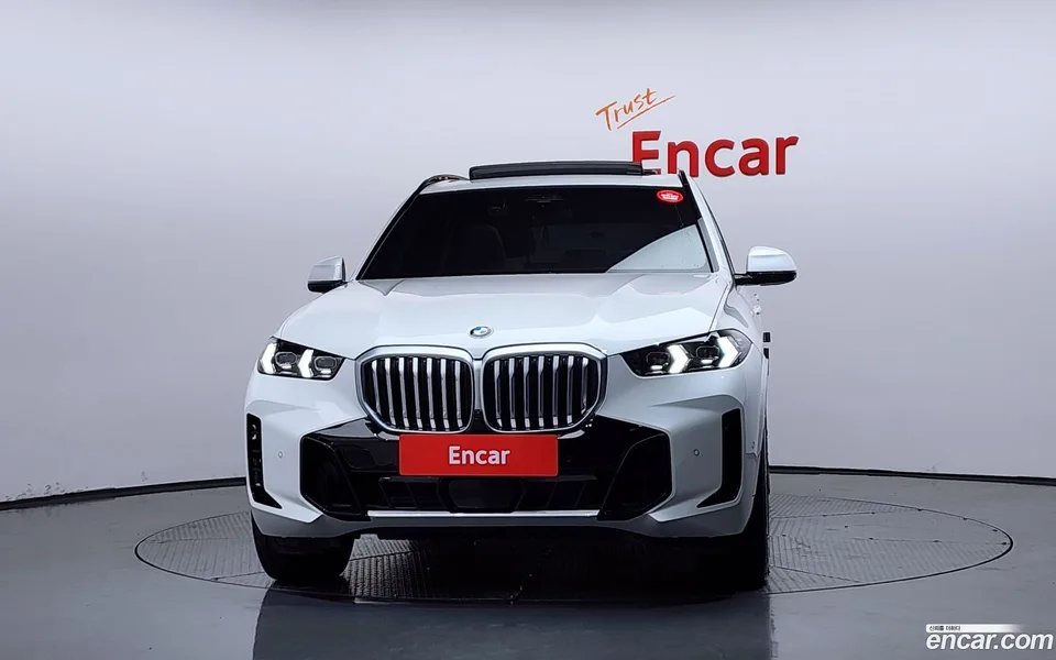 BMW X5 xDrive 40i M 2024 — миниатюра 3