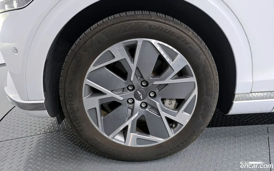 Genesis Electrified GV70 e-AWD 2022 — миниатюра 2