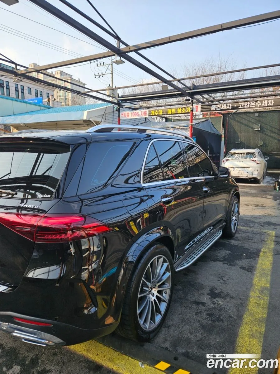 Mercedes-Benz GLE-Class GLE450 4MATIC 2023 — миниатюра 3