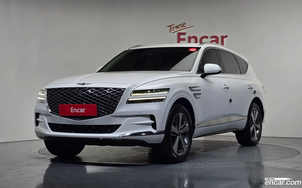 Genesis GV80 2.5T AWD 2022 — фото 1, купить с доставкой в Москву