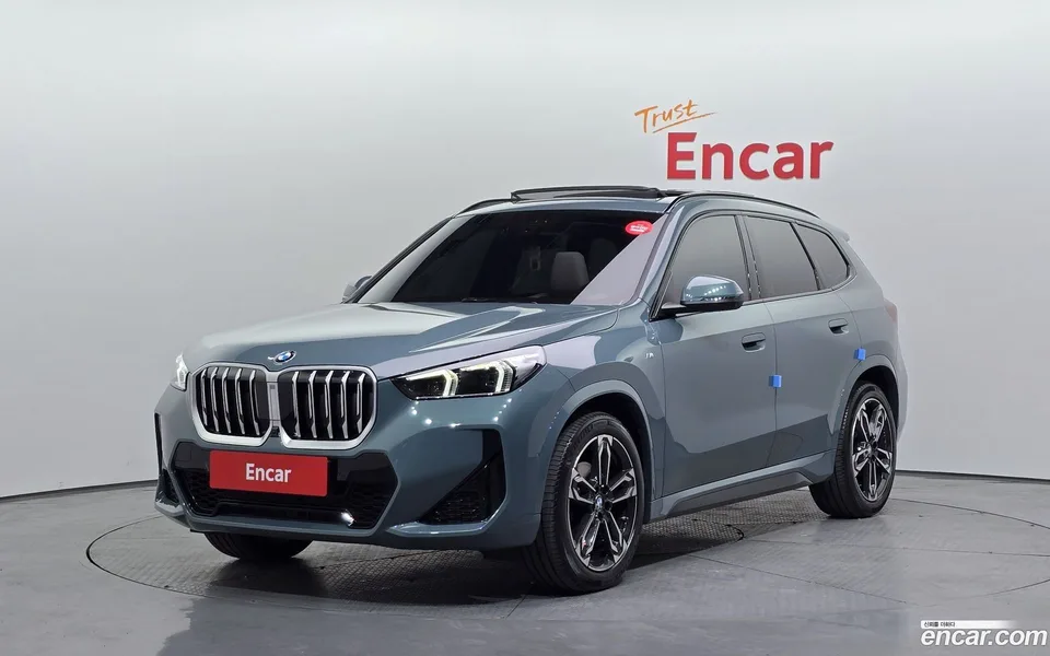 BMW X1 xDrive 20i M 2025 — фото 1, купить с доставкой в Москву