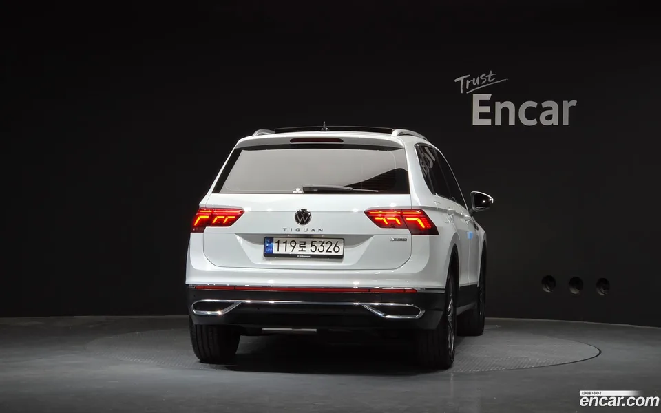 Volkswagen Tiguan 2.0 TDI 4 2022 — миниатюра 4
