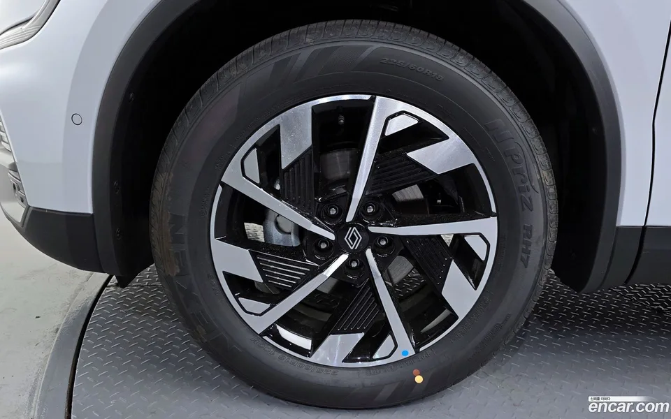 Renault Samsung QM6 2.0 GDe RE 2WD 2026 — миниатюра 5