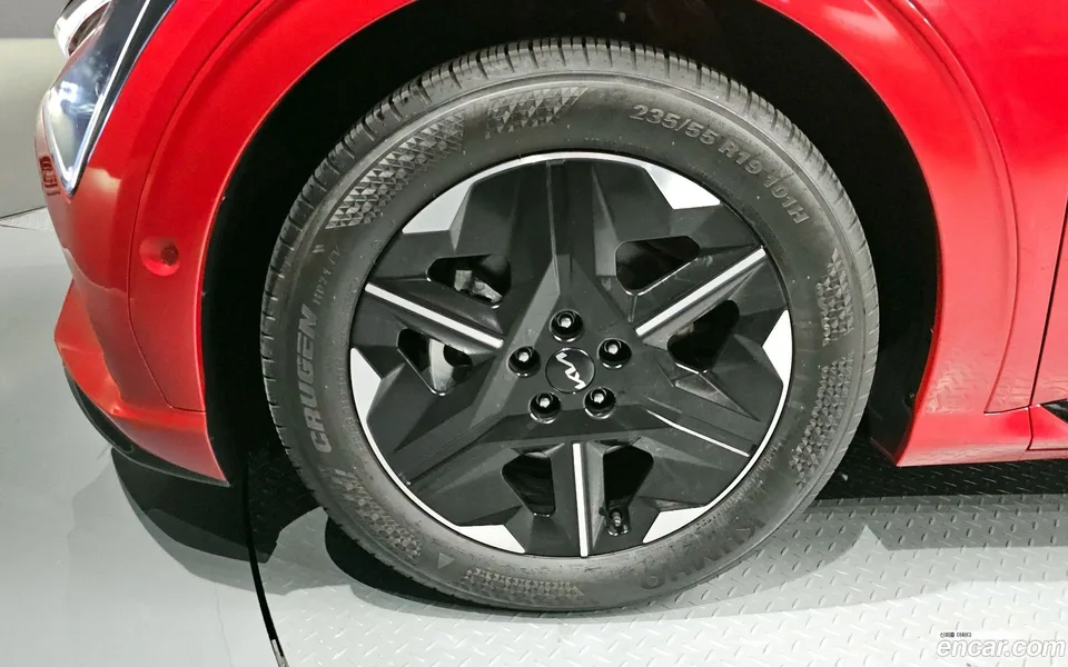 Kia EV6 2WD 2024 — миниатюра 5