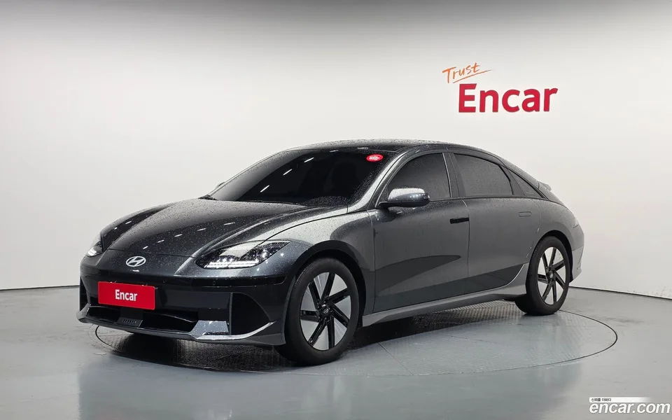 Hyundai Ioniq 6 2022 — фото 1, купить с доставкой в Москву