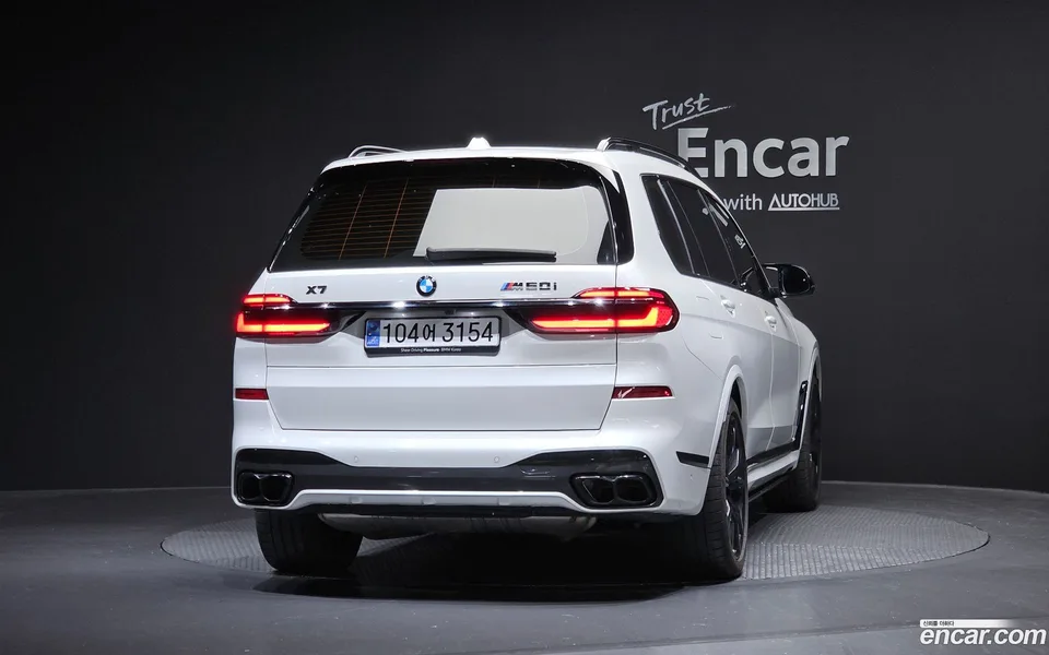 BMW X7 M60i xDrive M 6 2024 — миниатюра 4