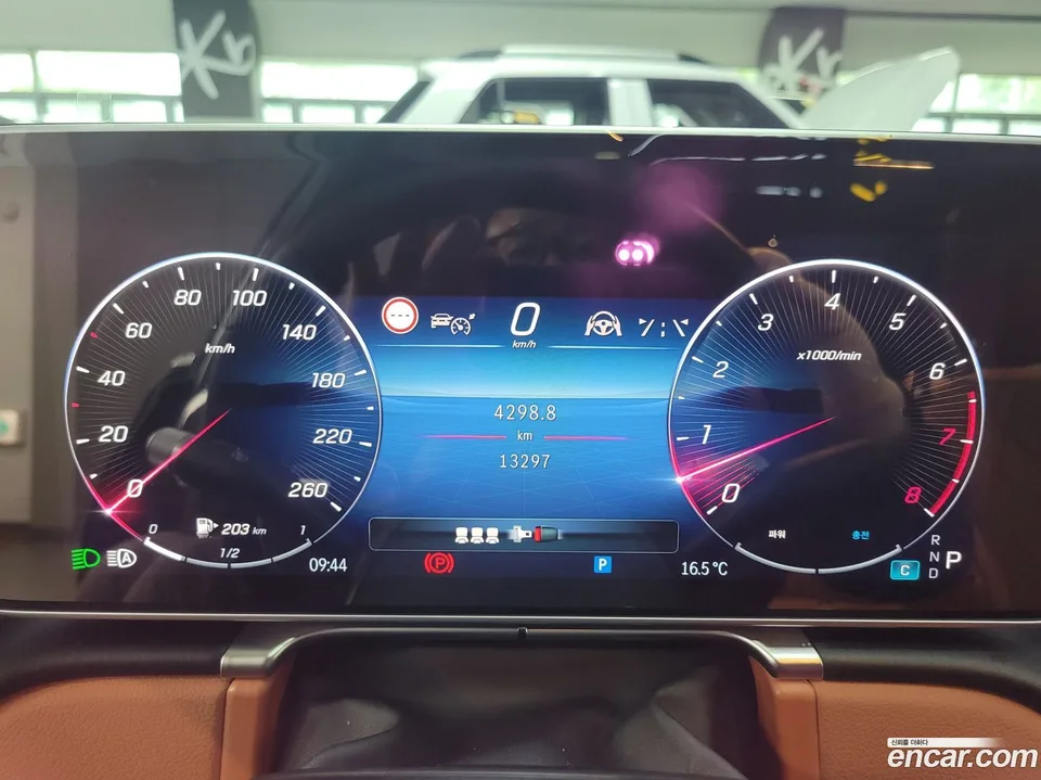 Mercedes-Benz S-Class S450L 4MATIC 2025 — миниатюра 4