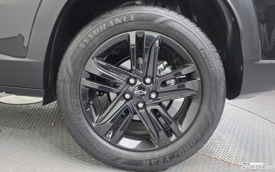 Chevrolet Trax Crossover 1.2 ACTIV 2023 — миниатюра 5