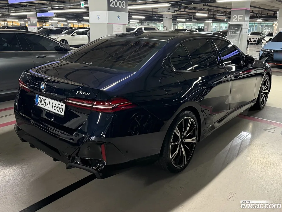 BMW 5 Series 530i xDrive M 2026 — миниатюра 2