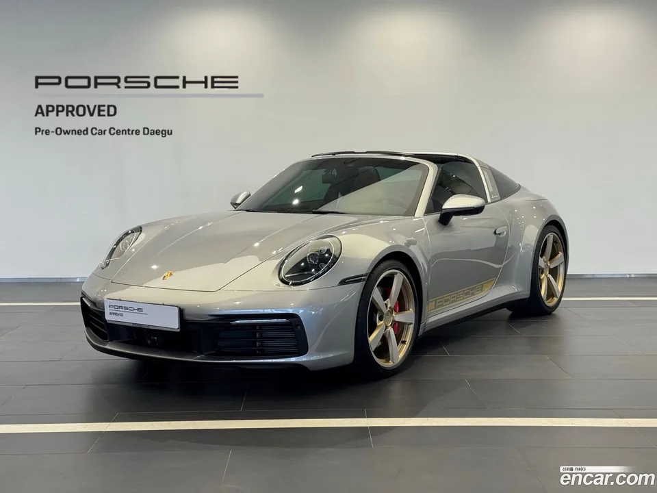 Porsche 911 (992) 4S 2024 — фото 1, купить с доставкой в Москву