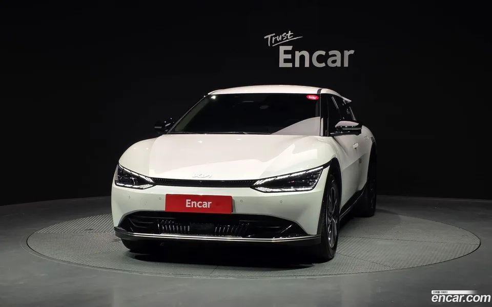 Kia EV6 2024 — миниатюра 3