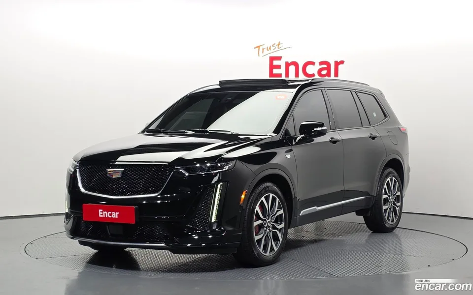 Cadillac XT6 3.6 2023 — фото 1, купить с доставкой в Москву