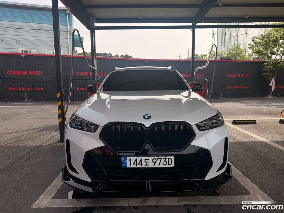 BMW X6 xDrive40i M 2024 — фото 1, купить с доставкой в Москву