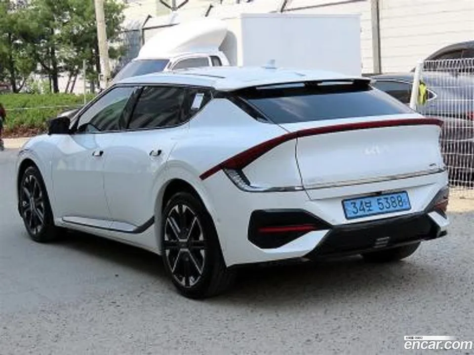 Kia EV6 4WD 2024 — миниатюра 3