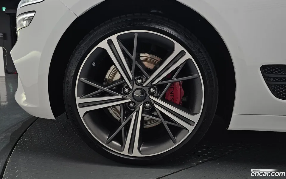 Genesis G70 3.3T 4WD 2025 — миниатюра 5