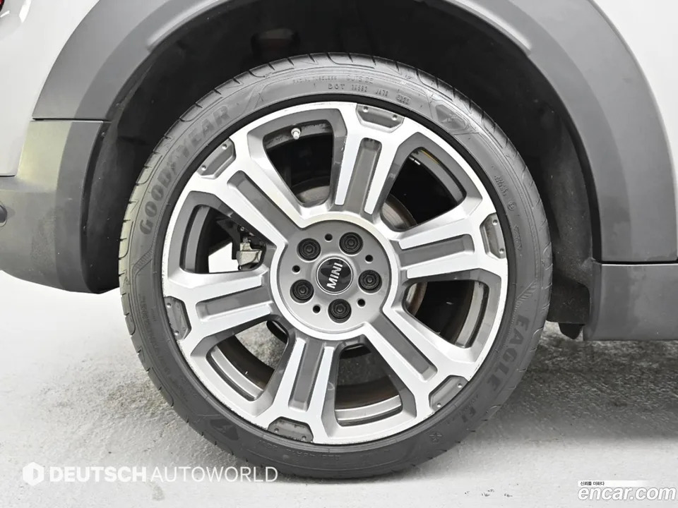 MINI Cooper S Countryman ALL4 2024 — миниатюра 5
