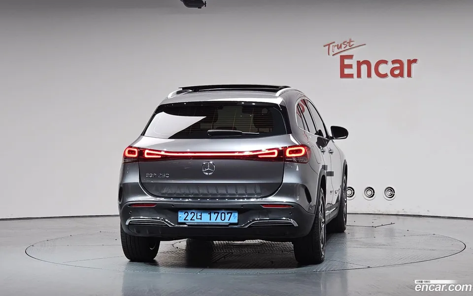 Mercedes-Benz EQA EQA250 AMG 2023 — миниатюра 4
