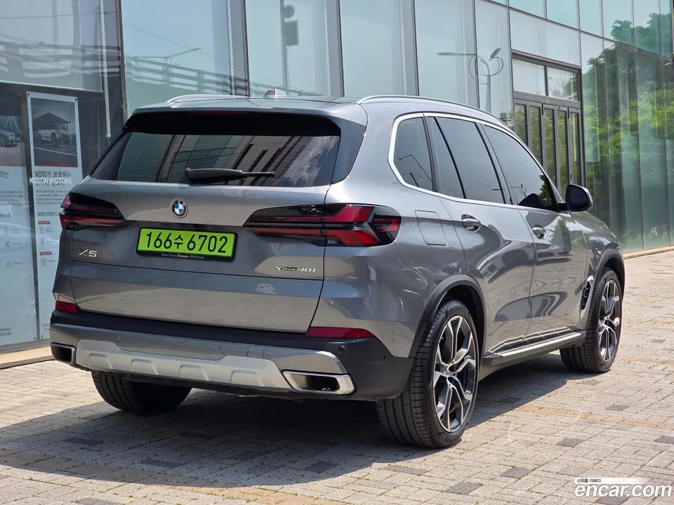 BMW X5 xDrive 40i xLine 2025 — миниатюра 4