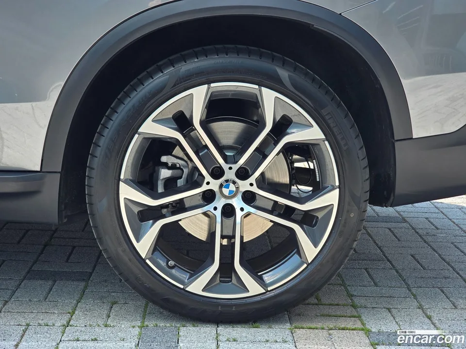 BMW X5 xDrive 40i xLine 2025 — thumbnail 5